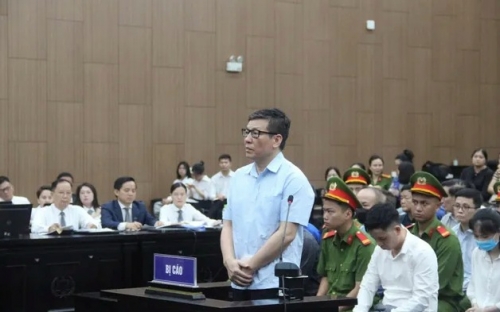 Chủ tịch Tập đoàn Phúc Sơn mang 500.000 USD chúc mừng sau khi chủ tịch Vĩnh Phúc nhậm chức
