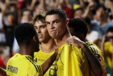 Dù thua trận, Ronaldo đi vào lịch sử bóng đá với số bàn thắng kỷ lục

